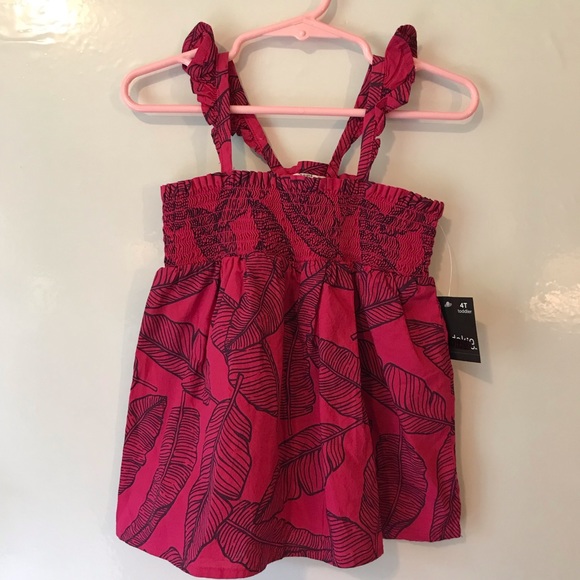 okie dokie Other - New 4T okie dokie girls’ cotton top, magenta w leaf design. Ruffles.
